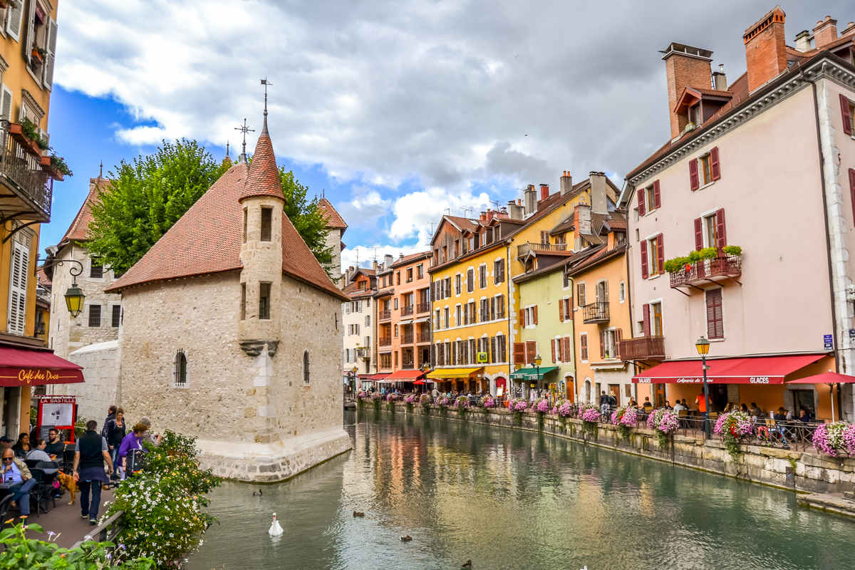 Annecy in Francia uno dei Borghi imperdibili da visitare in Europa