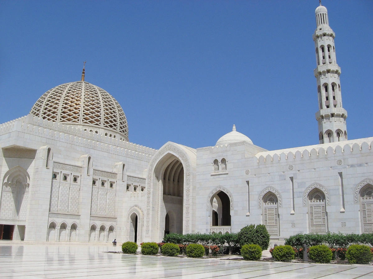 Moschea del Sultano Al Qaboos a Muscat in Oman, destinazione di viaggio in ogni stagione