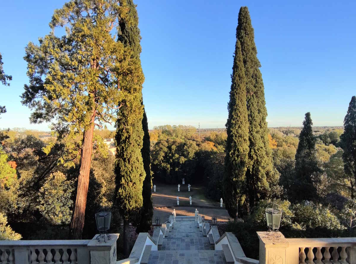 Panorama da Villa Selvatico sulla scalinata monumentale, il Giardino e il Parco: Padova, Veneto