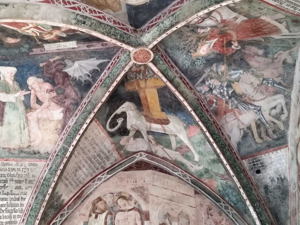 L'affresco del Cavallelefante nel Chiostro del Duomo di Bressanone