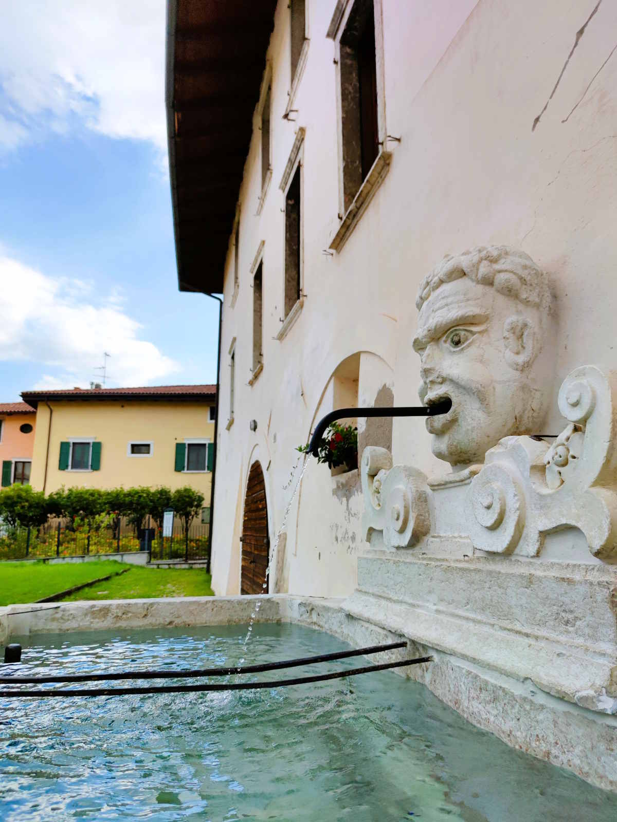 Villa Lagarina: Cosa vedere nel Borgo Antico - Le fontane