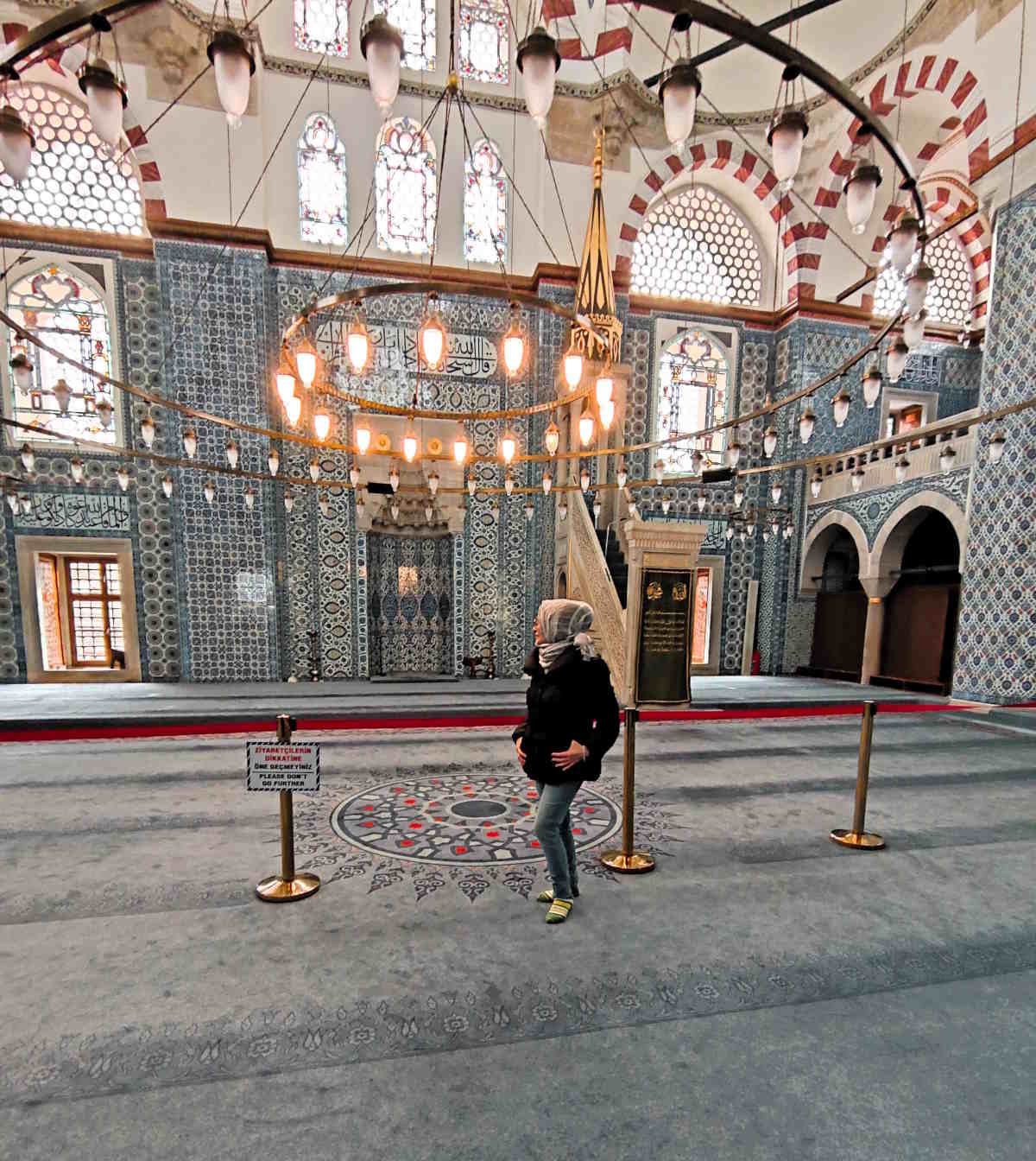Interni della Moschea di Rüstem Pascià a Istanbul
