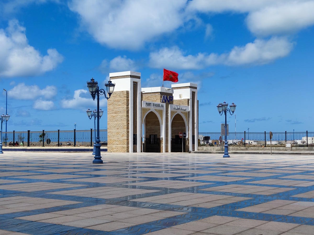 L'ingresso al porto di Asilah L'ingresso al porto di Asilah