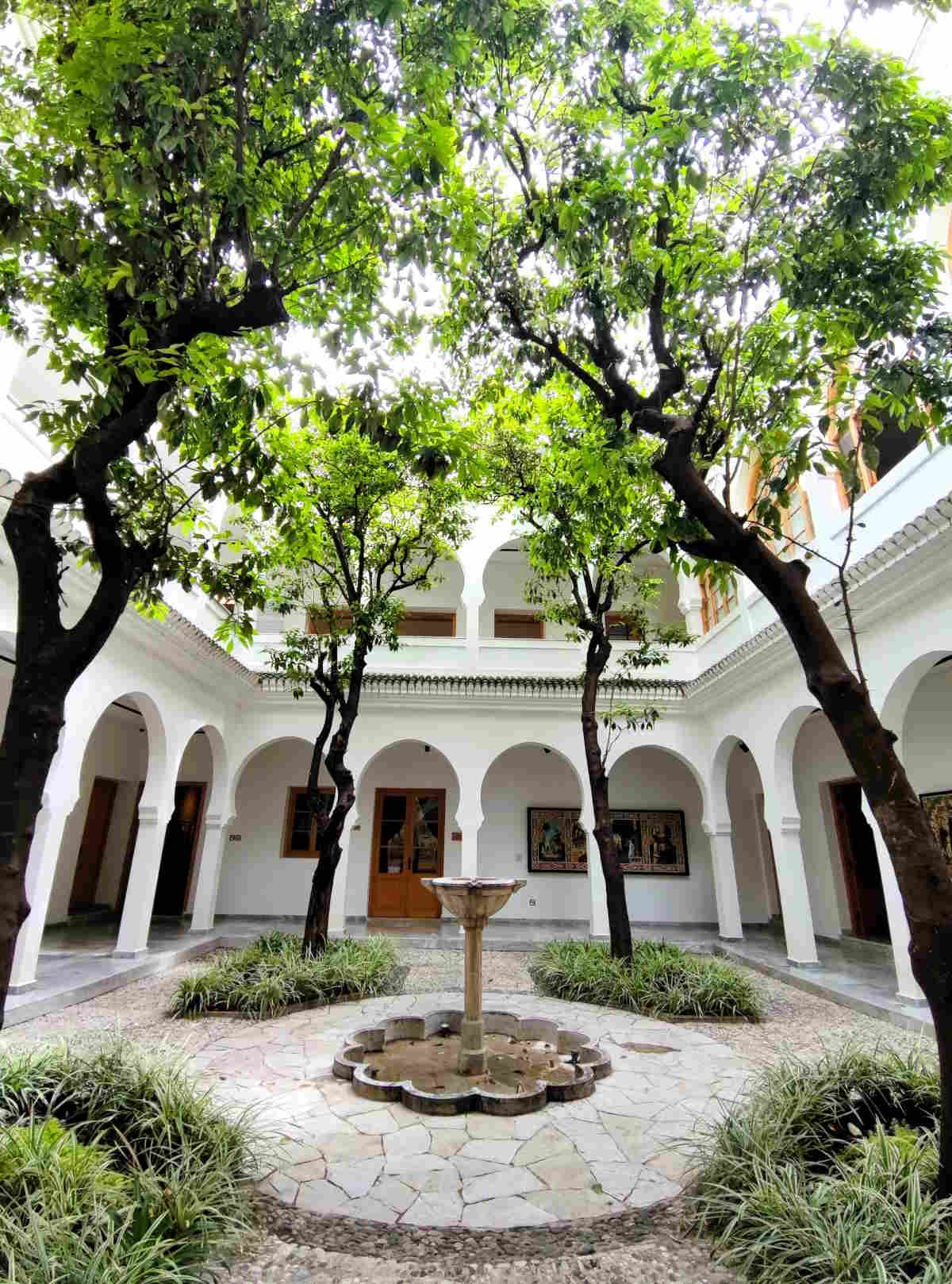 Il Patio del Museo/galleria Dar Niaba a Tangeri Il Patio del Museo/galleria Dar Niaba a Tangeri