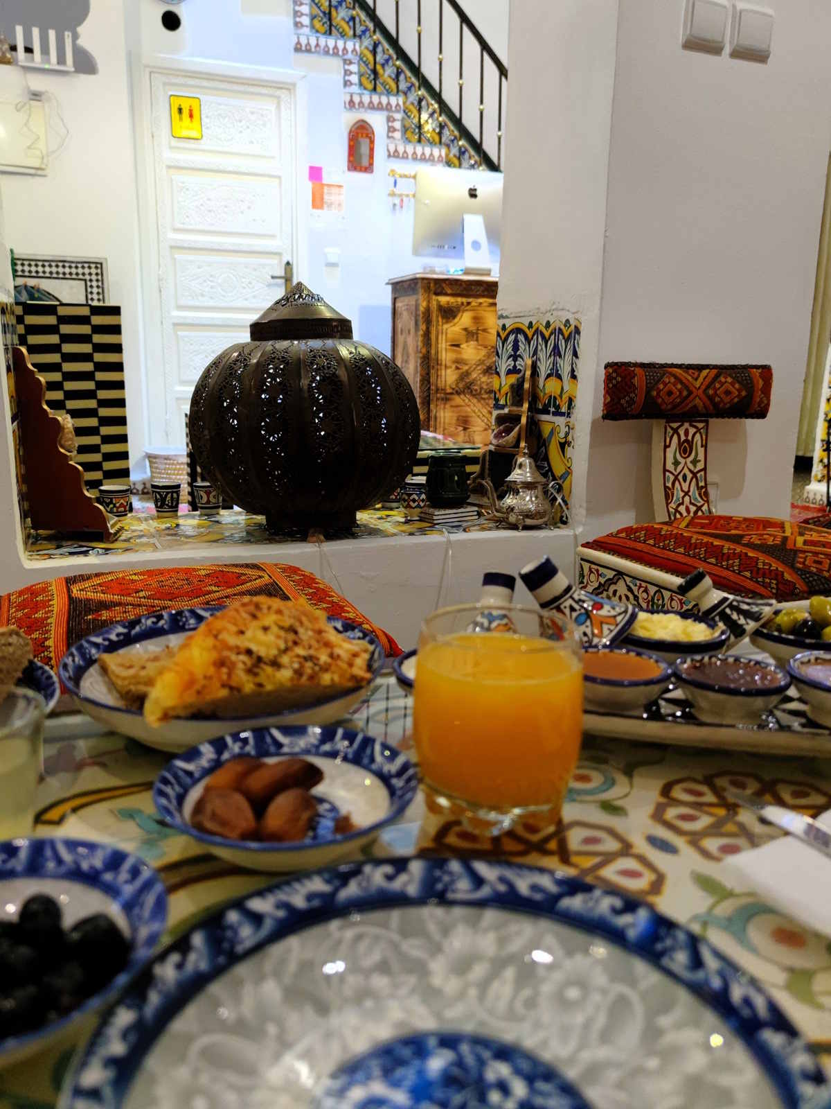 Il momento della colazione allo Zoco Riad a Tangeri Il momento della colazione allo Zoco Riad a Tangeri